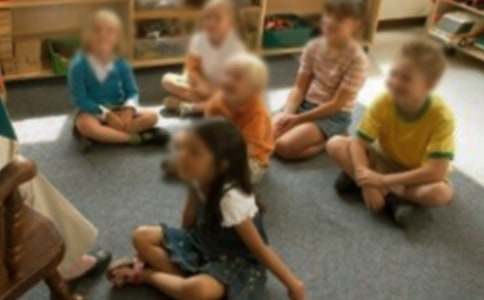 幼儿园大班数学教案:3的分解与组成
